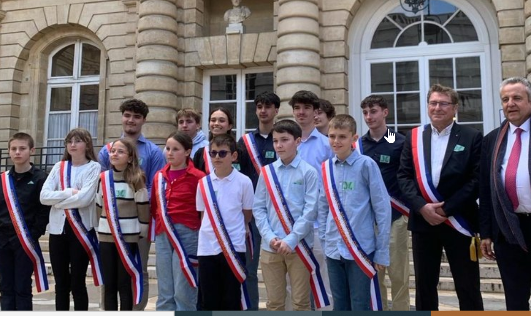 Voyage à Paris pour notre Conseil Municipal de Jeunes